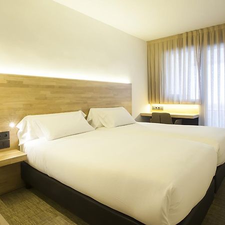 Hotel A Pamplona Kültér fotó