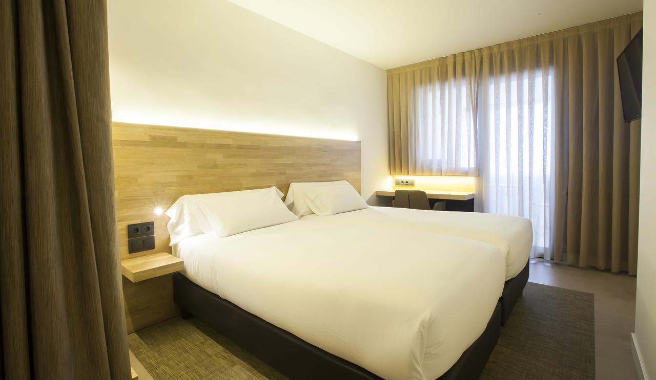 Hotel A Pamplona Kültér fotó