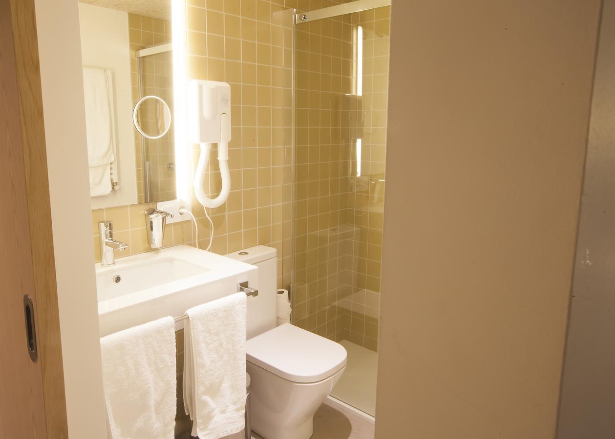Hotel A Pamplona Kültér fotó