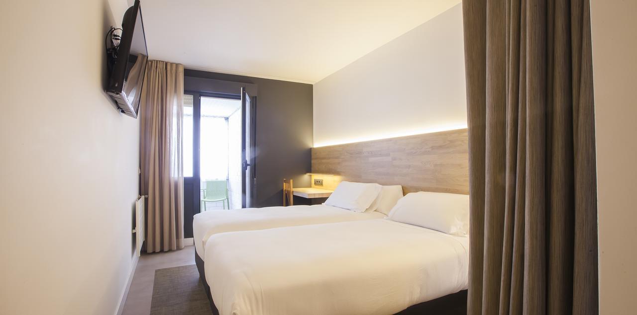 Hotel A Pamplona Kültér fotó