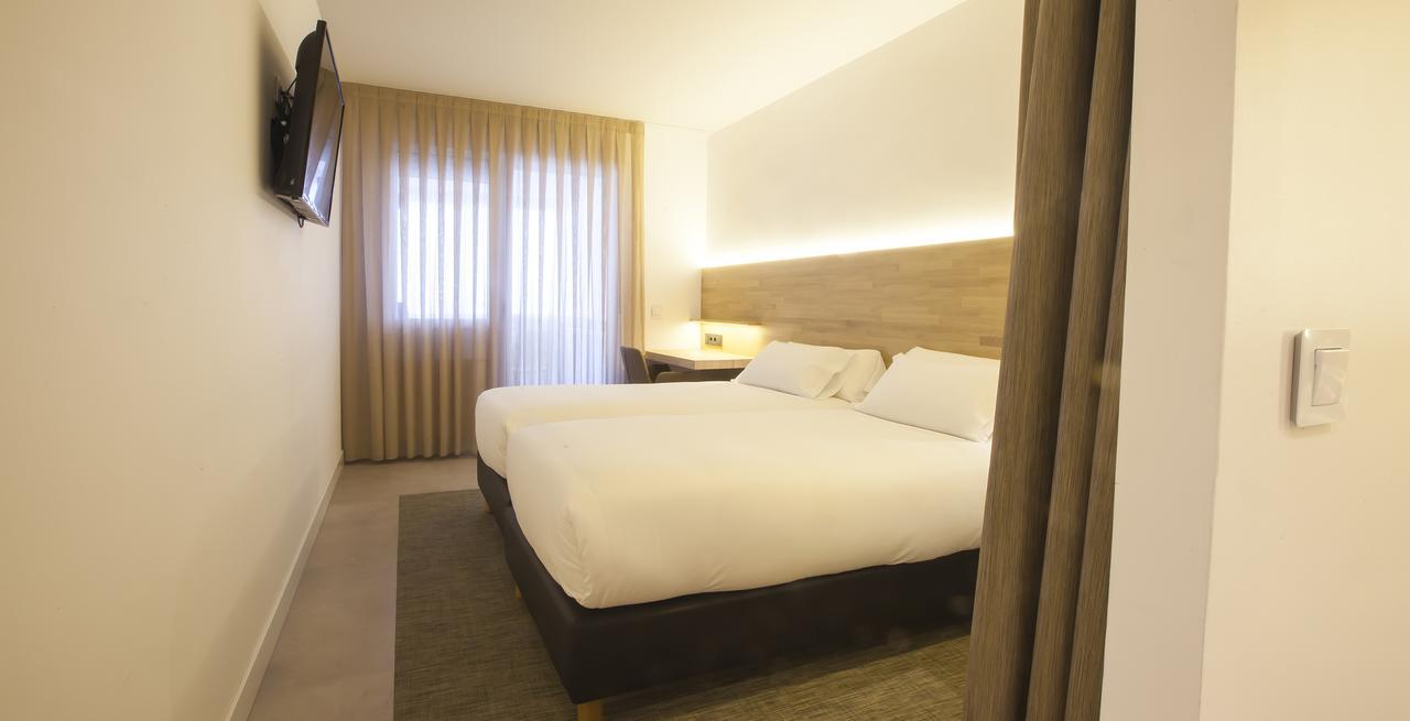 Hotel A Pamplona Kültér fotó