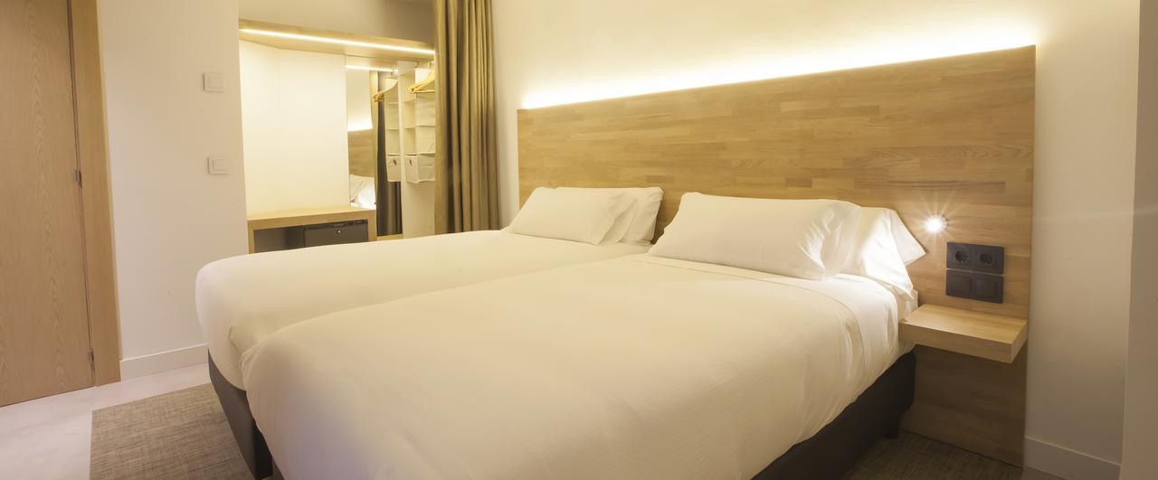 Hotel A Pamplona Kültér fotó